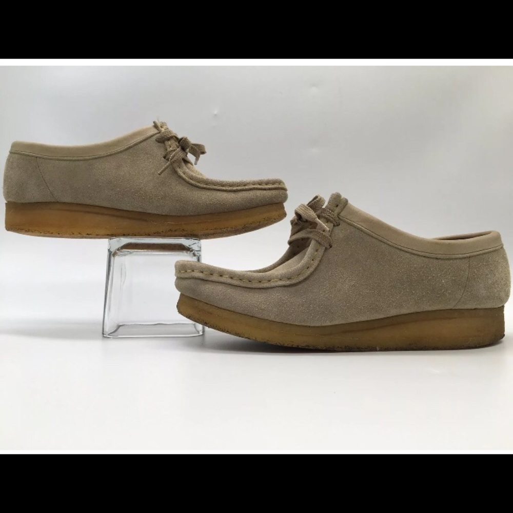 Clarks Originals Wallabee Sand Suede Crepe Sole